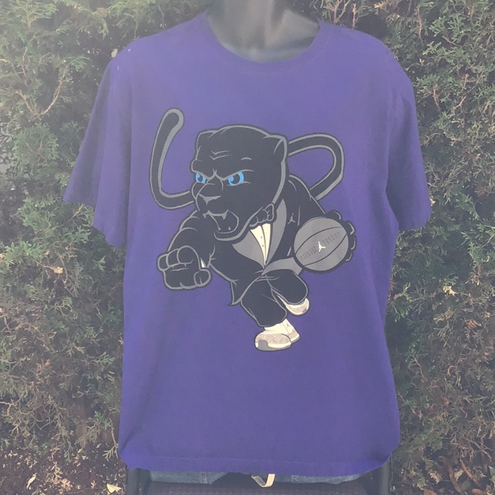 Men's Purple Graphic T-Shirt